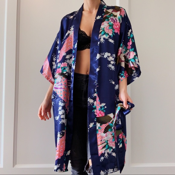 genuine kimono 🦚 - Picture 8 of 16